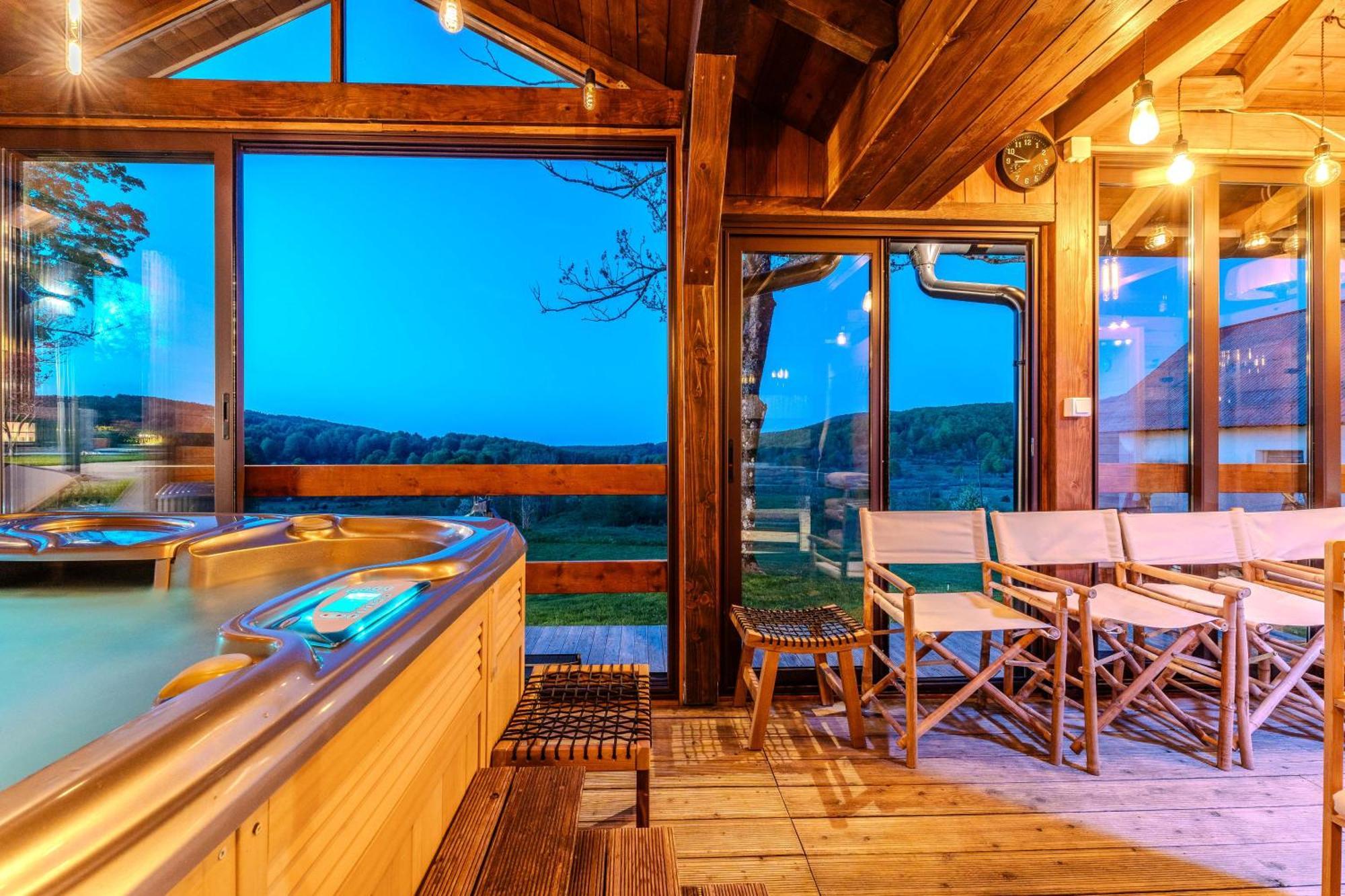 Отель Tesla'S Gastro House Plitvice Плитвицкие озёра Экстерьер фото