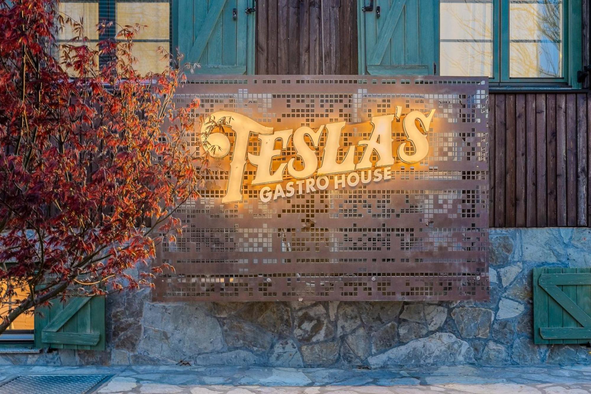 Отель Tesla'S Gastro House Plitvice Плитвицкие озёра Экстерьер фото